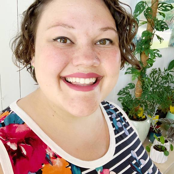 Meet your Posher, Lauren - Picture 1 of 1